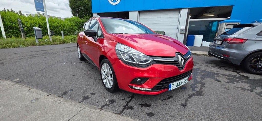 renault clio zen benzine met navie 107000 km, Auto's, Stof, 4 cilinders, 5 deurs, 117 g/km