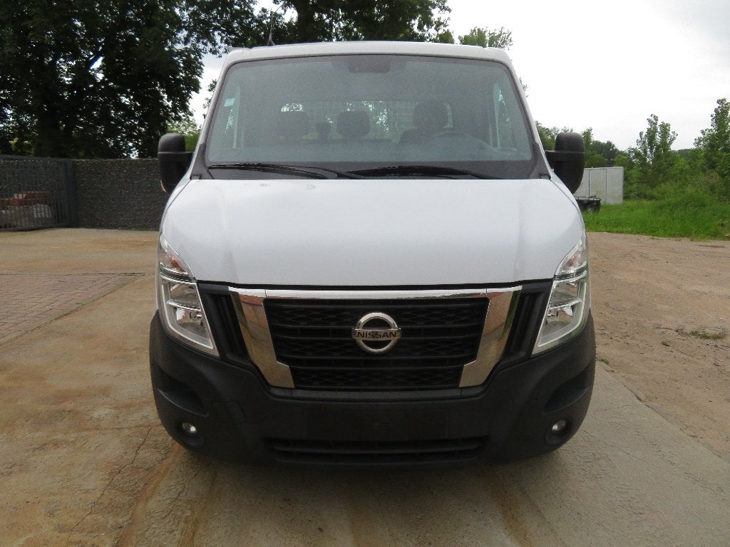 Nissan NV400 2.3dCi - Open laadbak - 2021 - 88.393km - €6d, Voorwielaandrijving, Stof, 2500 kg, Bedrijf