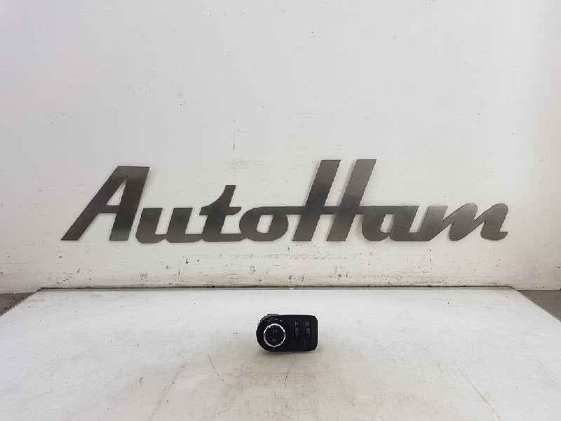 LICHTSCHAKELAAR Opel Corsa F (UB / UH / UP) (01-2019/-), Gebruikt, Opel