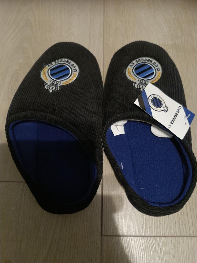 Chaussons Anderlecht, Vêtements | Hommes, Chaussures, Comme neuf, Enlèvement, Pantoufles, Noir