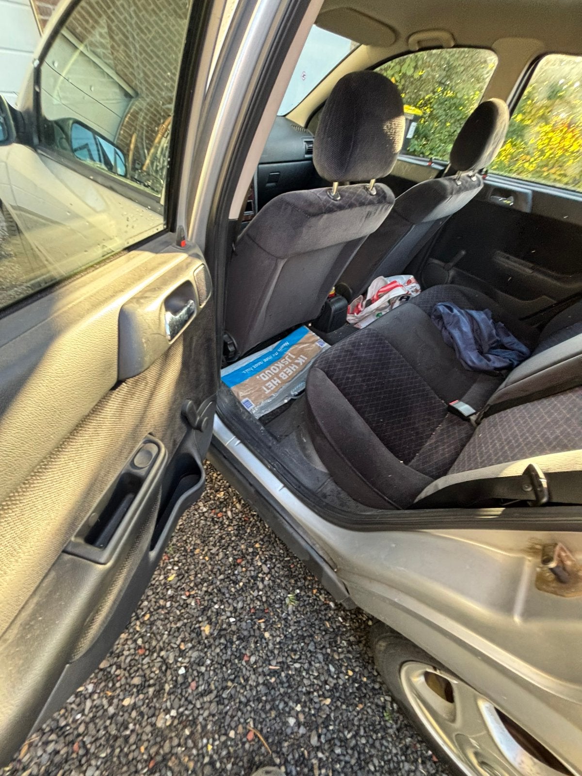 Opel astra exeptionelle, Argent ou Gris, Achat, 50 kW, Boîte manuelle