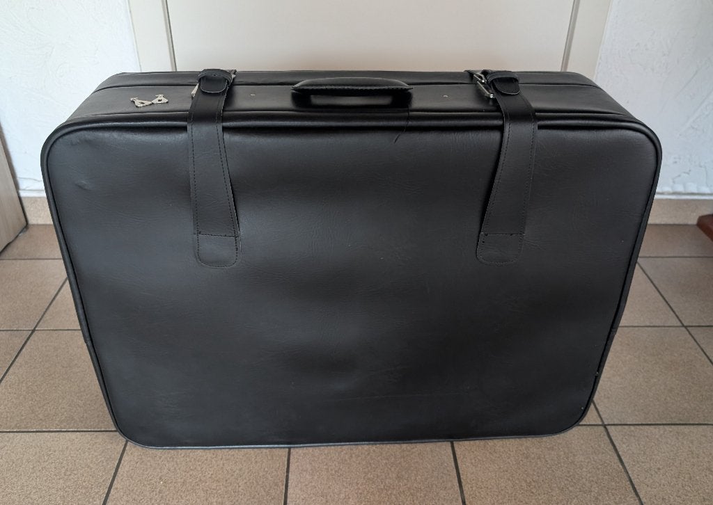 Vintage Look Reiskoffer – Klassiek Zwart, Handtassen en Accessoires, Koffers, Ophalen, 45 tot 55 cm, Slot, Zo goed als nieuw