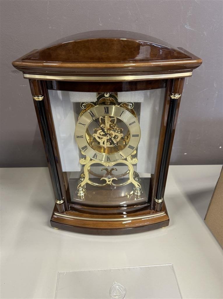 Houten Mantel klok met pendulum Valeria B2026 Bulova, Enlèvement ou Envoi, Neuf, Bulova