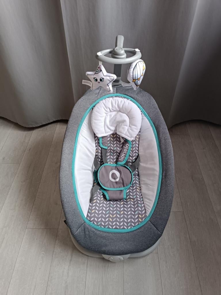 Relax fauteuil à bascule bébé Lionelo Pascal, Enfants & Bébés, Relax bébé, Utilisé, Siège de balançoire, Autres marques, Avec ceinture(s)