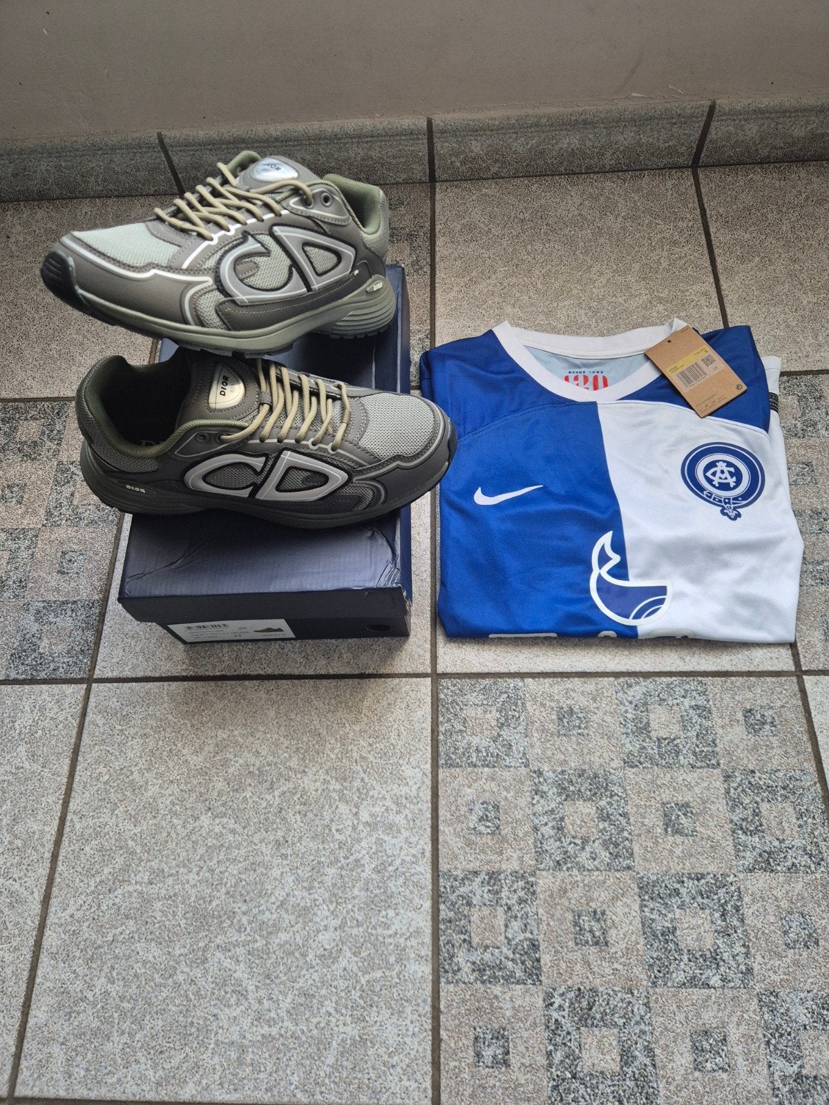 Dior b30 + gratis voetbal shirt, Ophalen of Verzenden, Nieuw, Christian dior