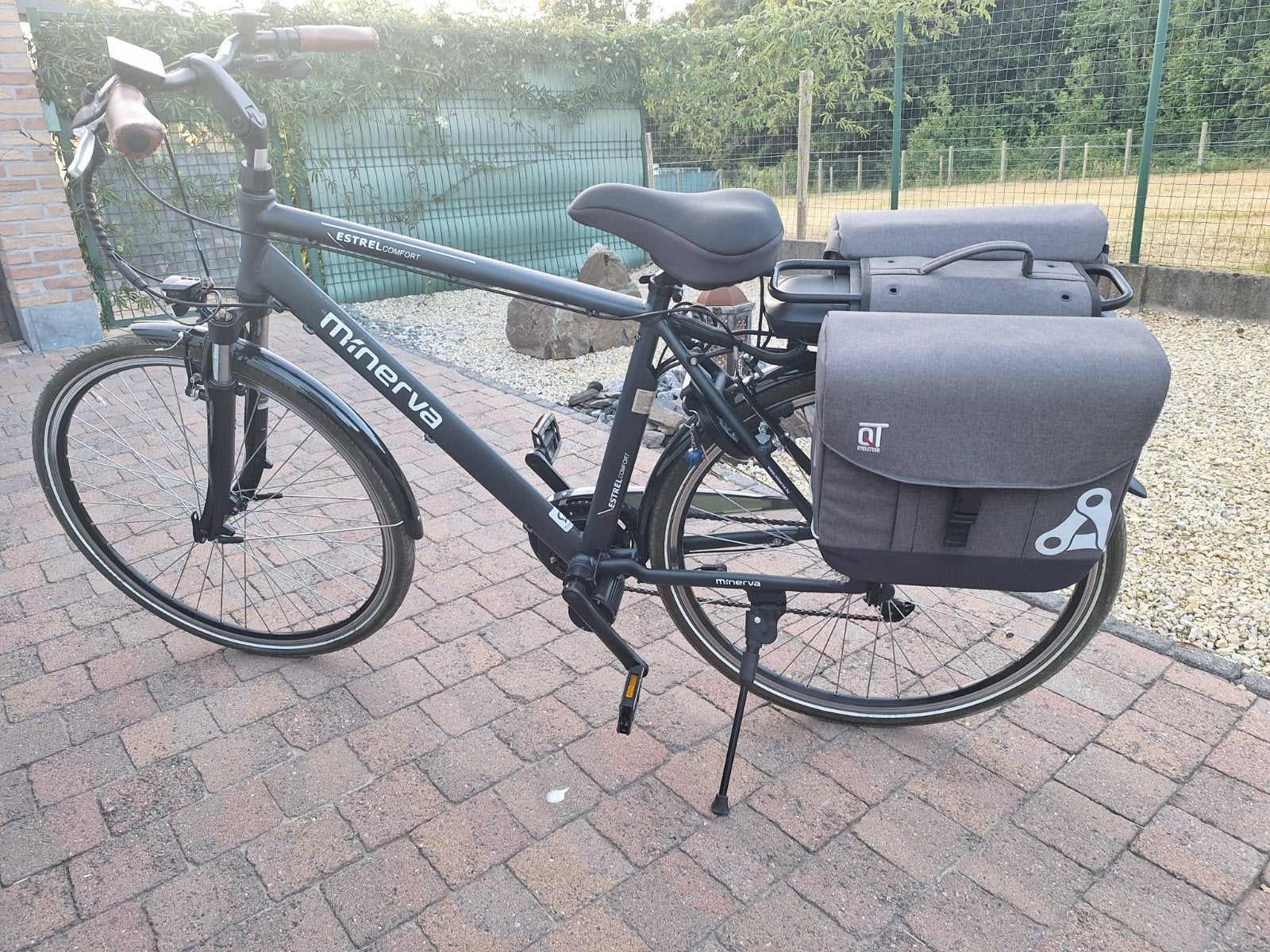 Minerva estrel comfort in "nieuwstaat" 75km !!, Vélos & Vélomoteurs, Vélos électriques, Enlèvement