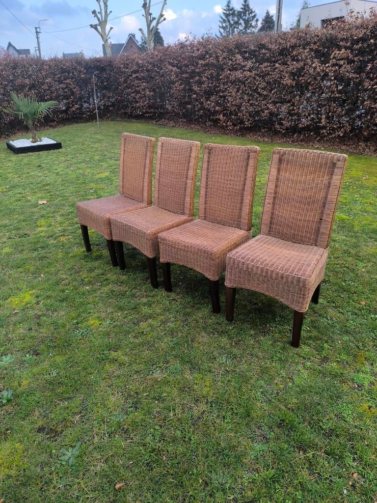4 belles chaises de campagne en osier, Enlèvement