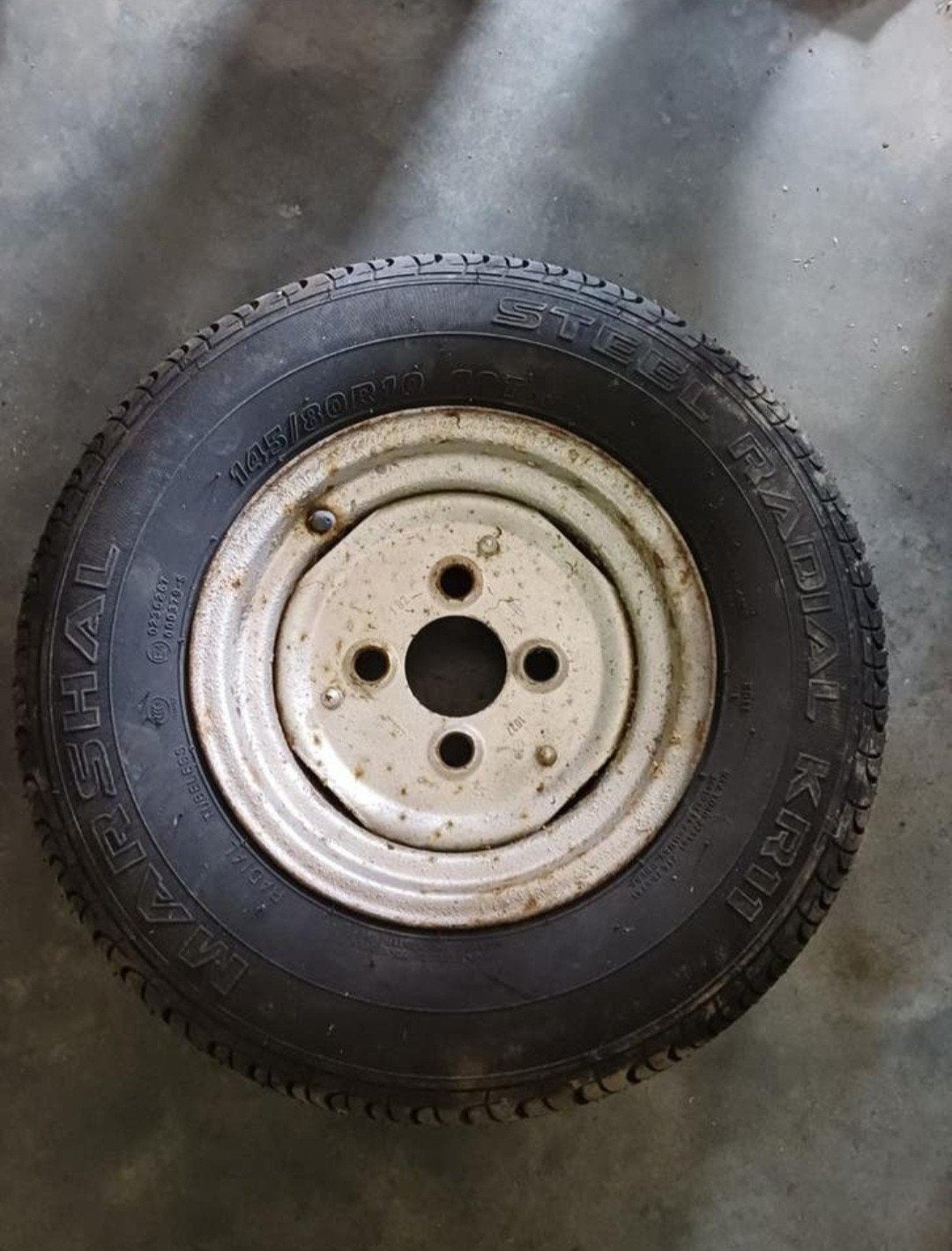 roue de reserve pour remorque 500x10 .
4 trous 4x100, Enlèvement