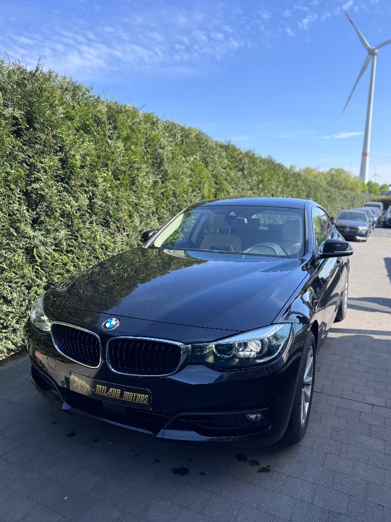 BMW 320I GT Shadow Line, Auto's, Automaat, Achterwielaandrijving, 4 cilinders, Zwart