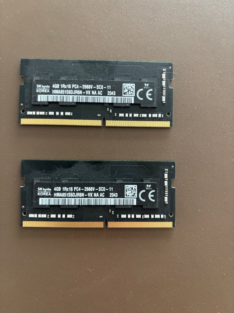 2 barettes mémoires Hinyx 4 Go, Enlèvement ou Envoi, DDR4, Comme neuf, Desktop