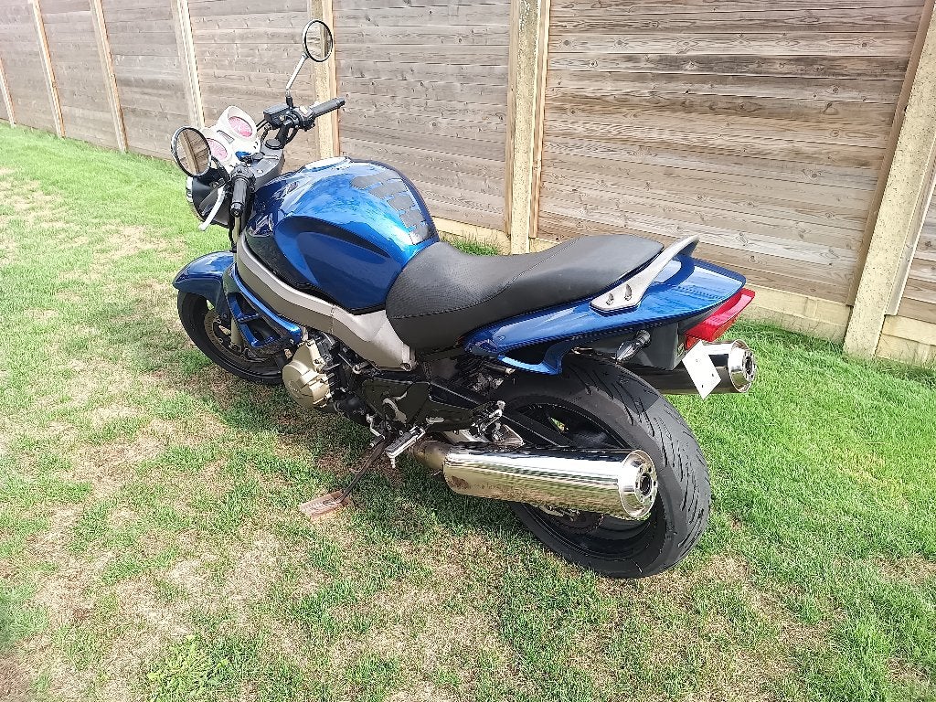 Honda x11, Motos, Occasion, Plus de 35 kW, Particulier, 4 cylindres