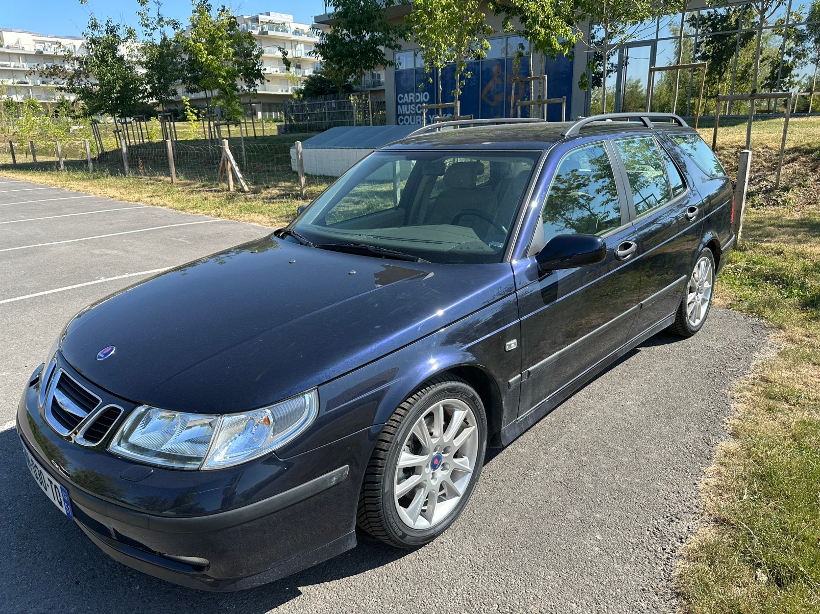 SAAB 9-5 AERO ESTATE, Auto's, Voorwielaandrijving, Beige, 2290 cc, Blauw