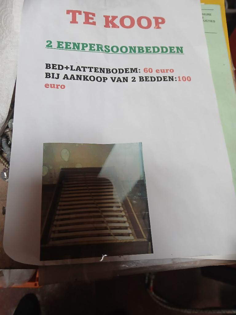 2 bedden, Ophalen, Zo goed als nieuw, Eenpersoons, Hout