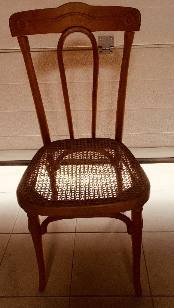 Thonet stoel, Antiek en Kunst, Antiek | Meubels | Stoelen en Sofa's, Ophalen of Verzenden