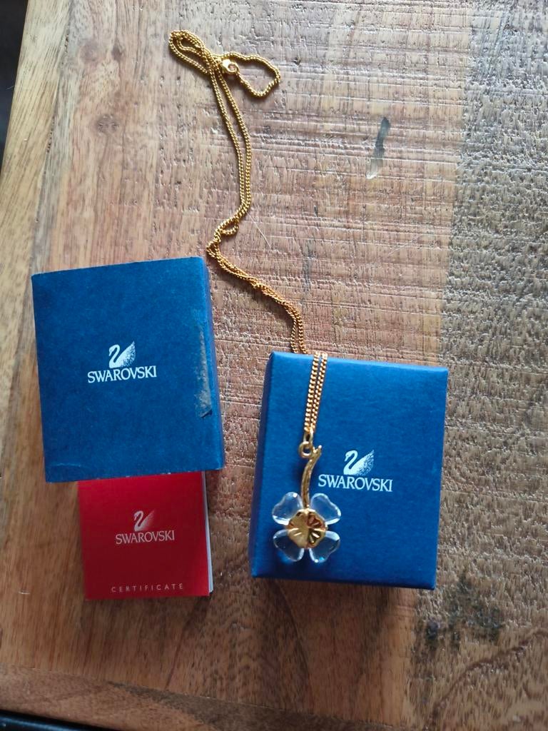 Superbe collier Swarovski avec certificat, Enlèvement, Neuf, Bijou ou Montre