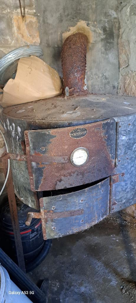 Oude pizza/brood oven, Elektronische apparatuur, Ophalen, Overige merken, Oven, 60 cm of meer
