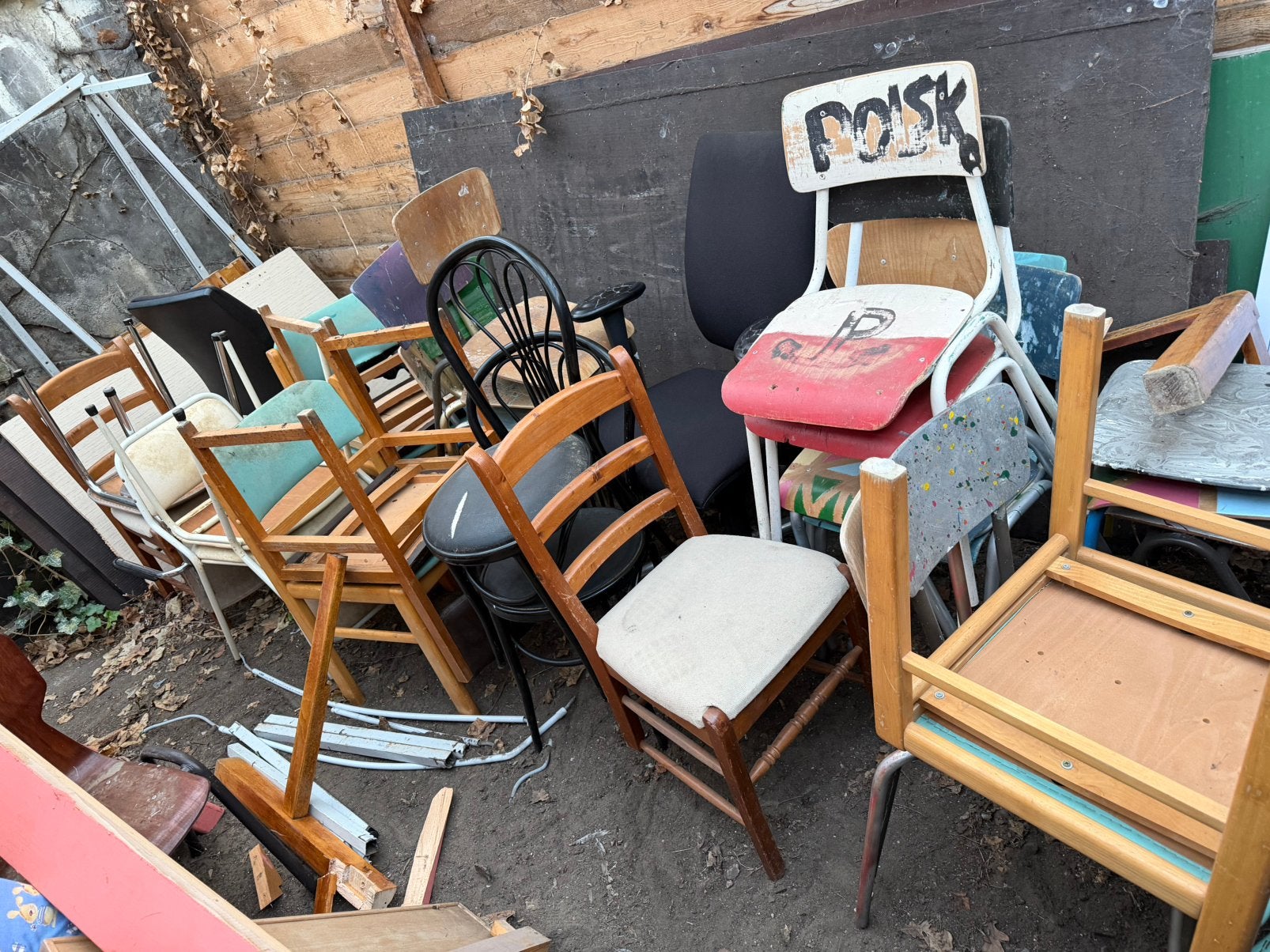 Gratis stoelen en houten panelen, Huis en Inrichting, Ophalen, Gebruikt, Hout