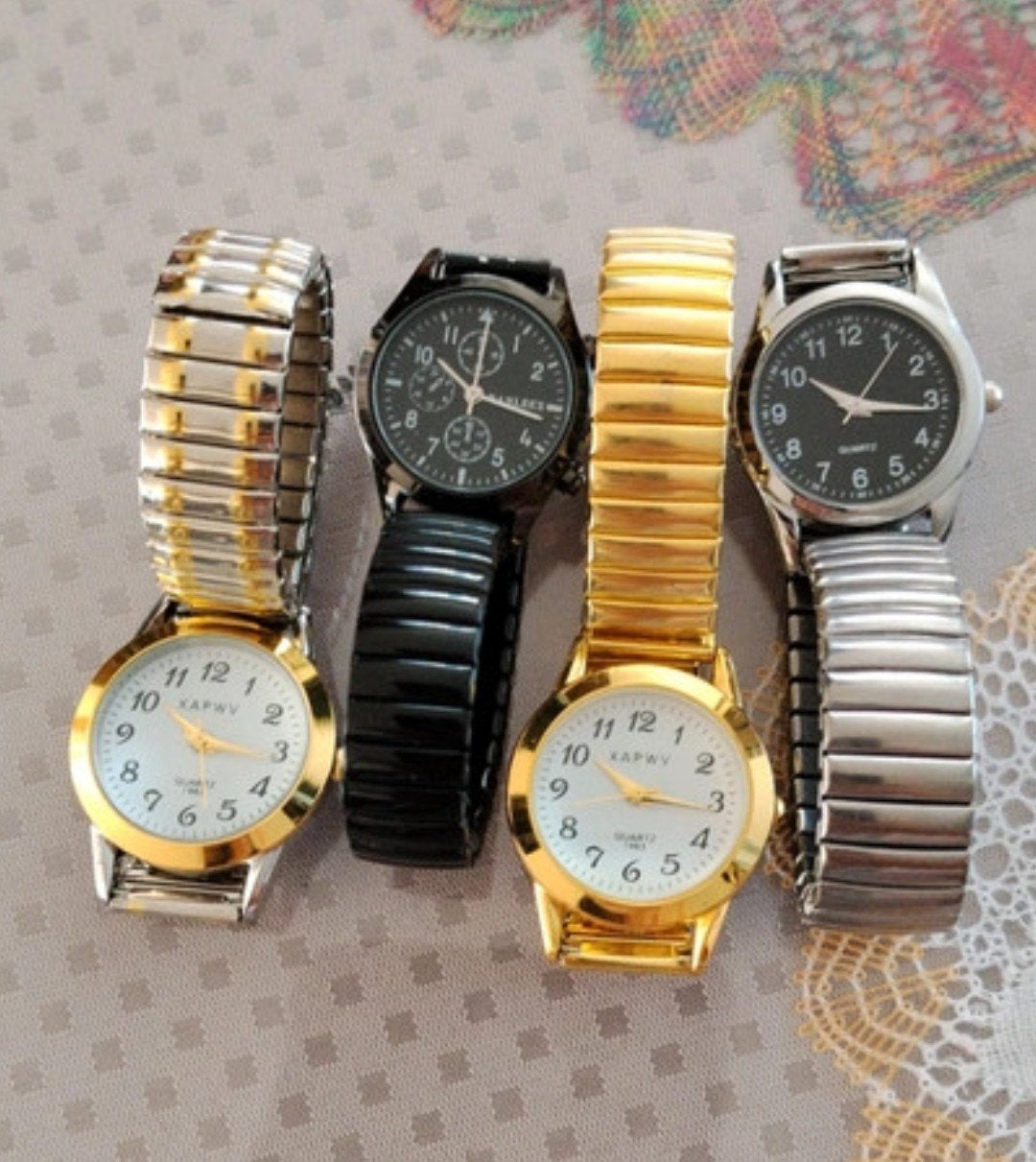 4 montres-bracelets, Autres marques, Acier, Enlèvement, Acier
