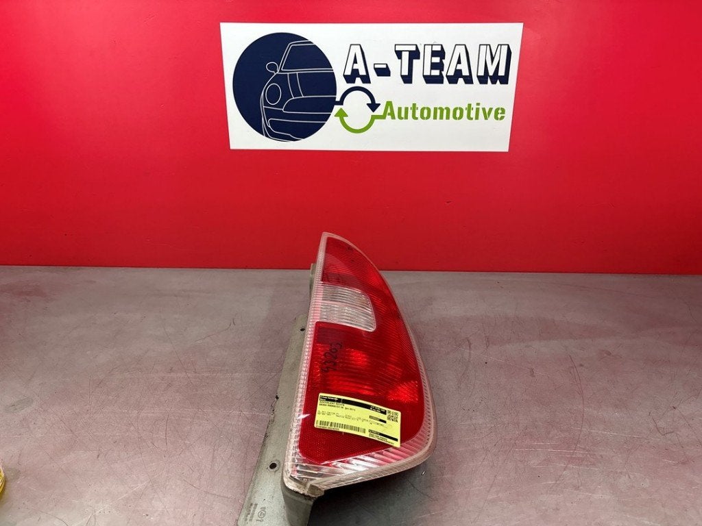 FEU ARRIÈRE DROIT Skoda Roomster (5J) (01-2006/05-2015), Utilisé, Info@skoda-auto.de, Skoda, Max-Planck-Straße  3-5
64331  Weiterstadt, DE