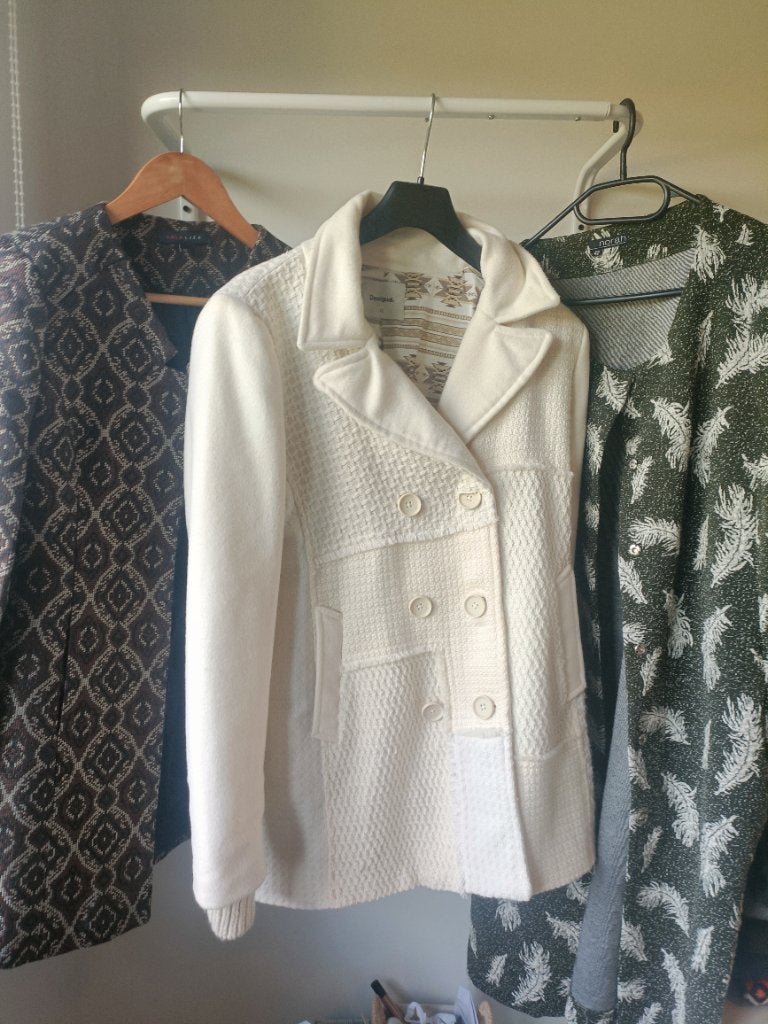 Vêtements pour femmes (pas d'articles en ligne), Enlèvement
