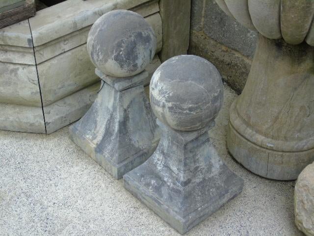 tête de colonne ou pilastre en pierre bleu, Jardin & Terrasse, Décoration murale de jardin, Neuf, Enlèvement