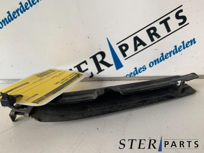 Support pare-chocs avant gauche d'un Mercedes ML-Klasse, 3 mois de garantie, Utilisé, -, -