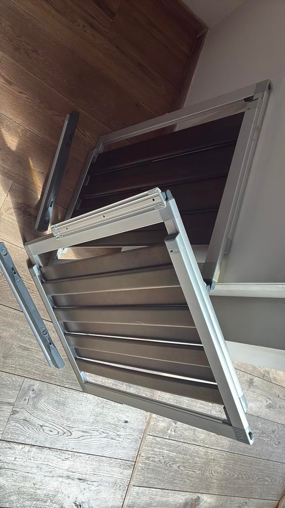 2 barrières d’escalier pour enfant, Kinderen en Baby's, Traphekjes, Ophalen, Zo goed als nieuw