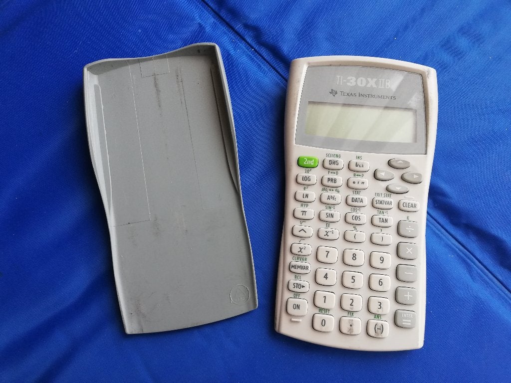 Rekenmachine TI-30X, Ophalen