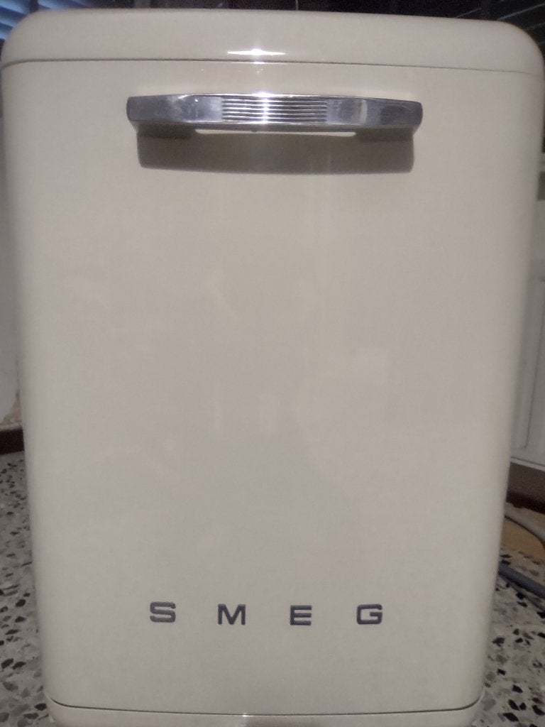 Smeg vaatwasser blvp2-2, Elektronische apparatuur, Vaatwasmachines, Ophalen