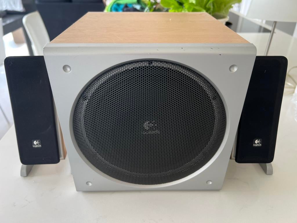 Logitech Z3 luidsprekerset, Ophalen, Gebruikt