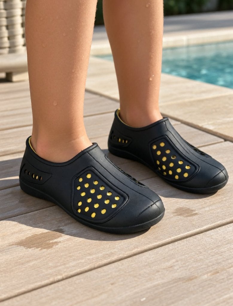 Chaussures Chaussons Aquatiques Enfant Taille 30-31, Garçon ou Fille, Enlèvement ou Envoi, Comme neuf, Chaussures de sport