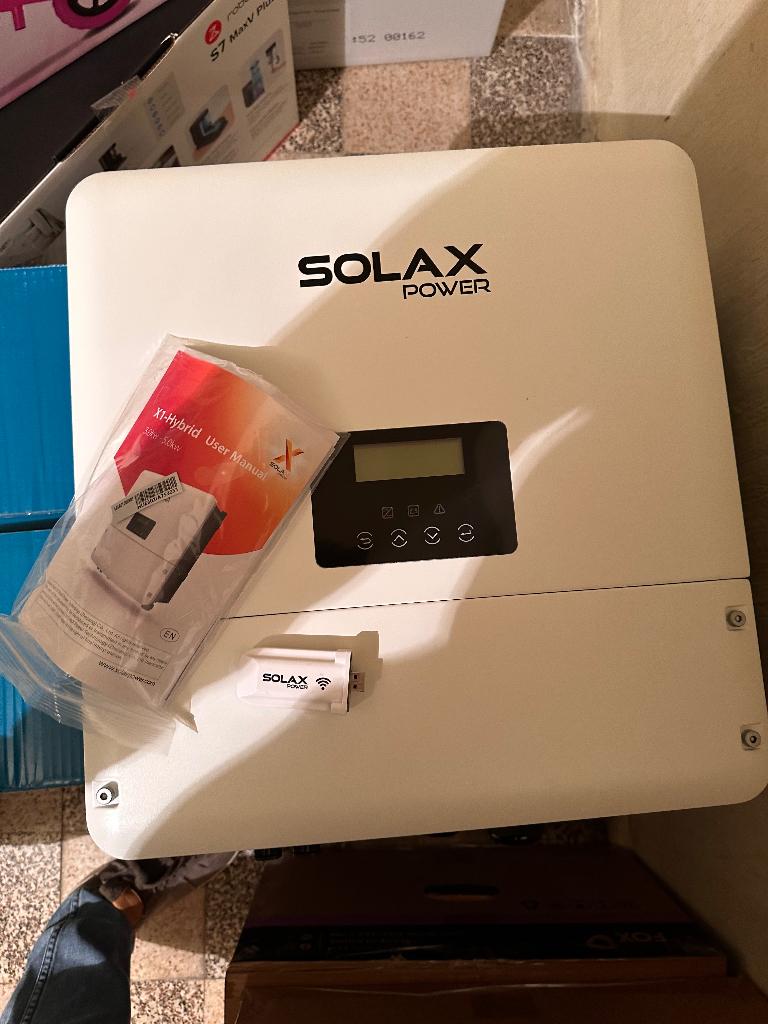 SolaX X1 5.0 hybride omvormer met Wifi-dongle & 7 j garantie, Ophalen, Zo goed als nieuw