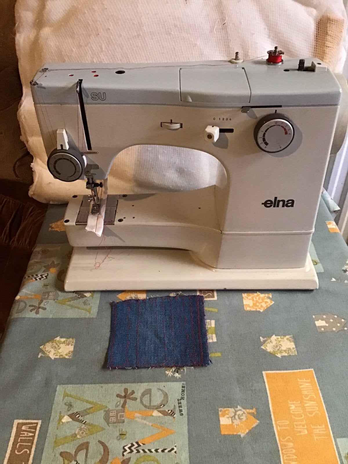 Naaimachine en toebehoren, Hobby en Vrije tijd, Naaimachines en Toebehoren, Ophalen, Zo goed als nieuw, Naaimachine