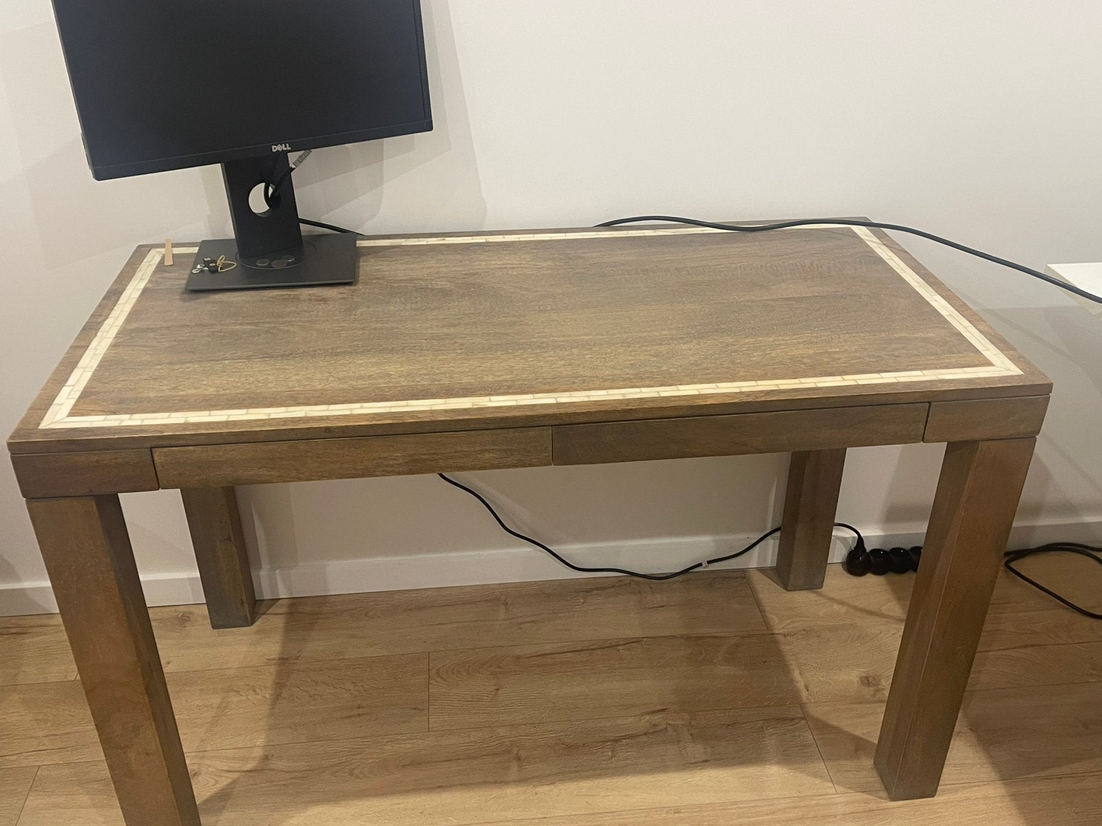 Bureau en bois avec incrustation d'os / Marqueterie d'os, Maison & Meubles, 100 à 150 cm, Artisanat / Vintage / Colonial / Bohème