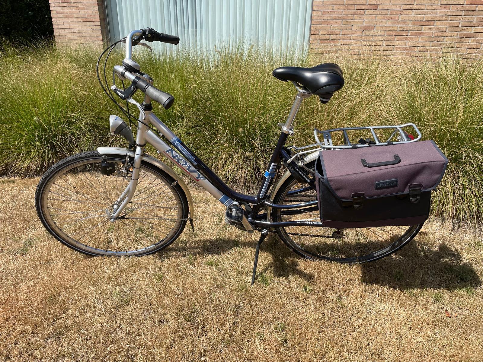 Damesfiets Novy, blauw, zeer goede staat, Fietsen en Brommers, Ophalen, Gebruikt