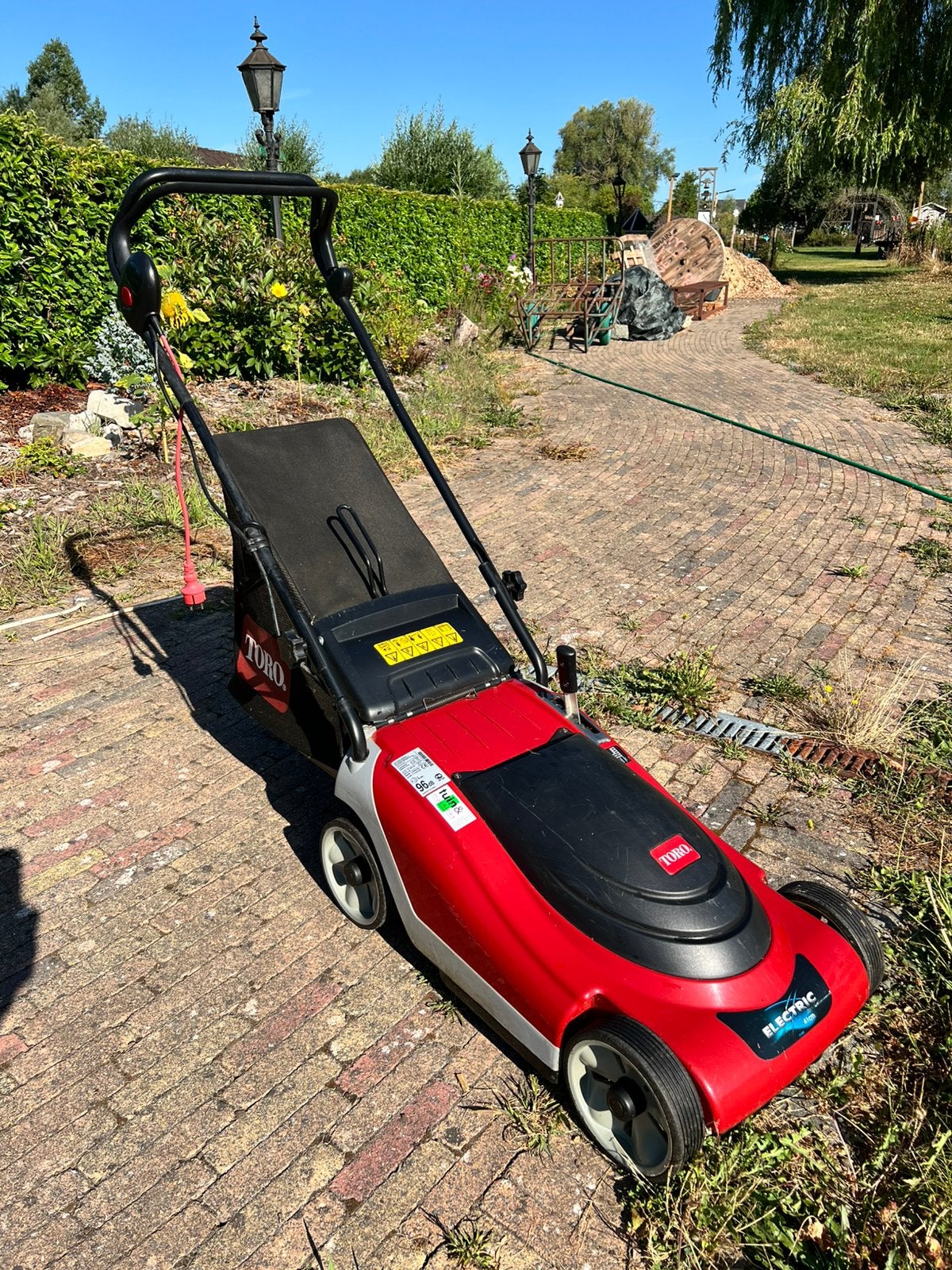 Tondeuse à gazon électrique 41 cm — Excellent état, Jardin & Terrasse, Tondeuses à gazon, Enlèvement, Comme neuf, Tondeuses à gazon électriques
