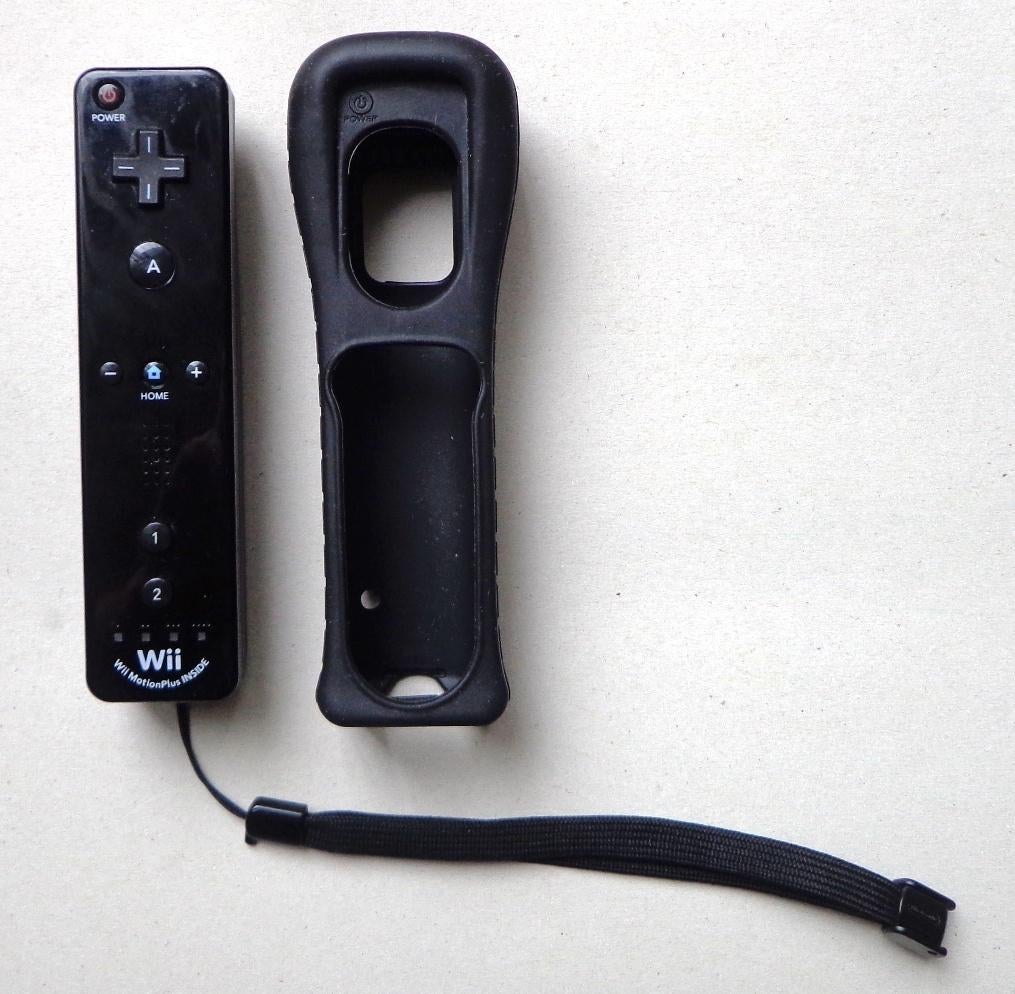 Diverse originele controllers voor de Nintendo Wii, Ophalen of Verzenden, Zo goed als nieuw, Met 3 controllers of meer