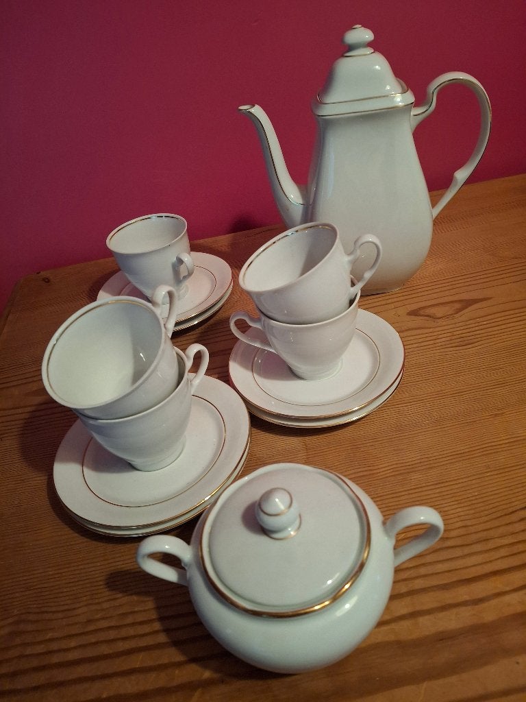 Koffiesetje, Ophalen