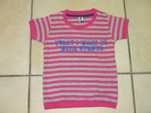Leuke T-shirt voor meisje, maat 110, NIEUW, Kinderen en Baby's, Kinderkleding | Maat 110, Ophalen, Nieuw, Meisje, Shirt of Longsleeve