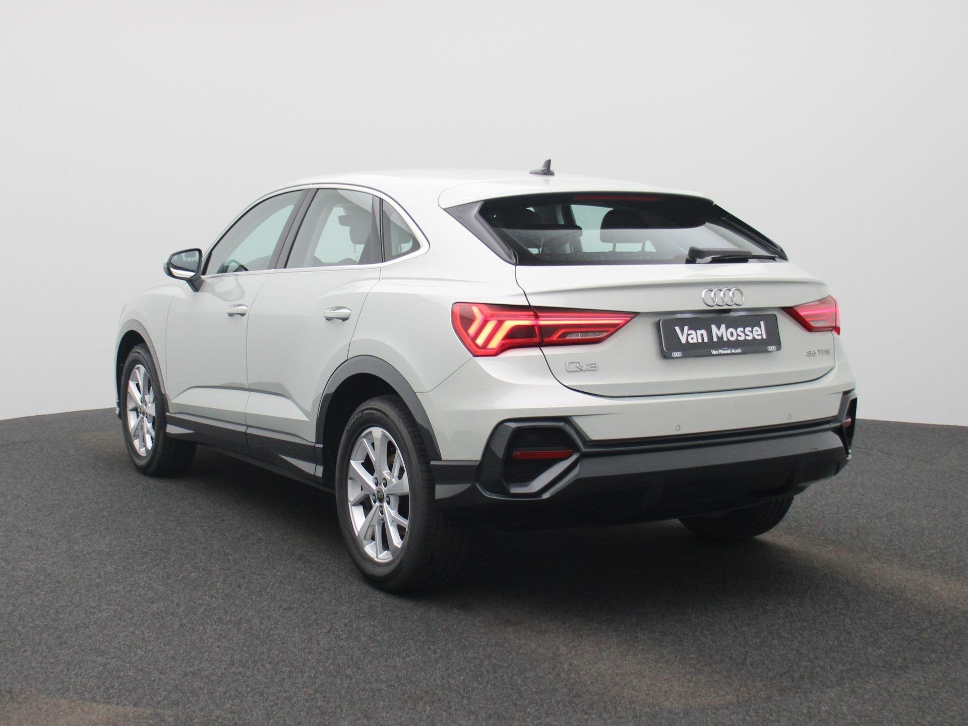 Audi Q3 Sportback 35 TFSI S tronic Bus. Ed. Attraction, Argent ou Gris, Achat, 1800 kg, Entreprise