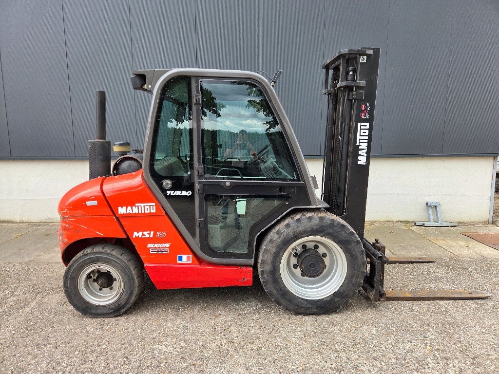 Manitou MSI 25 T ruwterreinheftruck, Zakelijke goederen, Machines en Bouw | Heftrucks en Intern transport, Ophalen, Ruwterrein