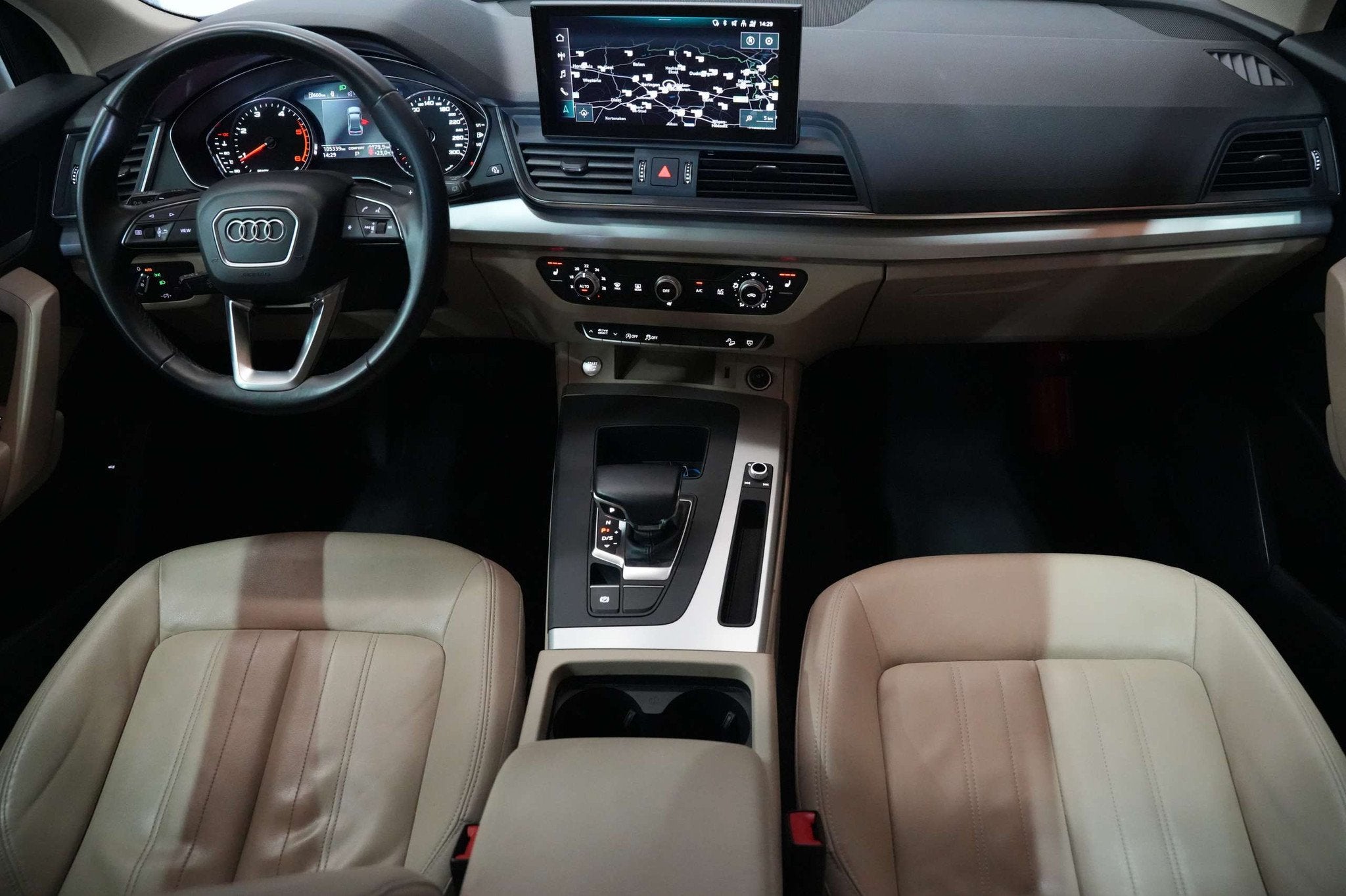 Audi Q5 Sportback 35 TDi Automaat Garantie Facelift EURO 6, Auto's, Automaat, Gebruikt, 4 cilinders, Q5