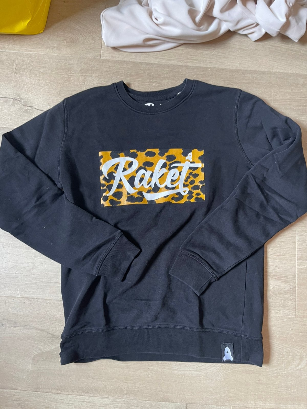 Zwarte trui - Raket - S, Ophalen of Verzenden, Zo goed als nieuw, Maat 36 (S), Zwart