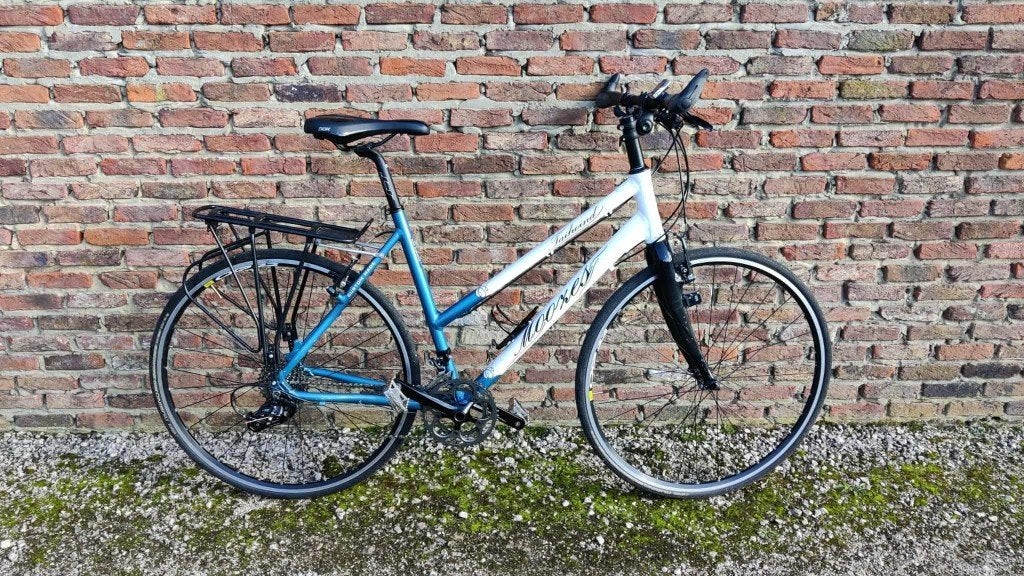 Lichte trekkings/cours fiets, Fietsen en Brommers, 28 inch, Velgrem, Aluminium, Zo goed als nieuw