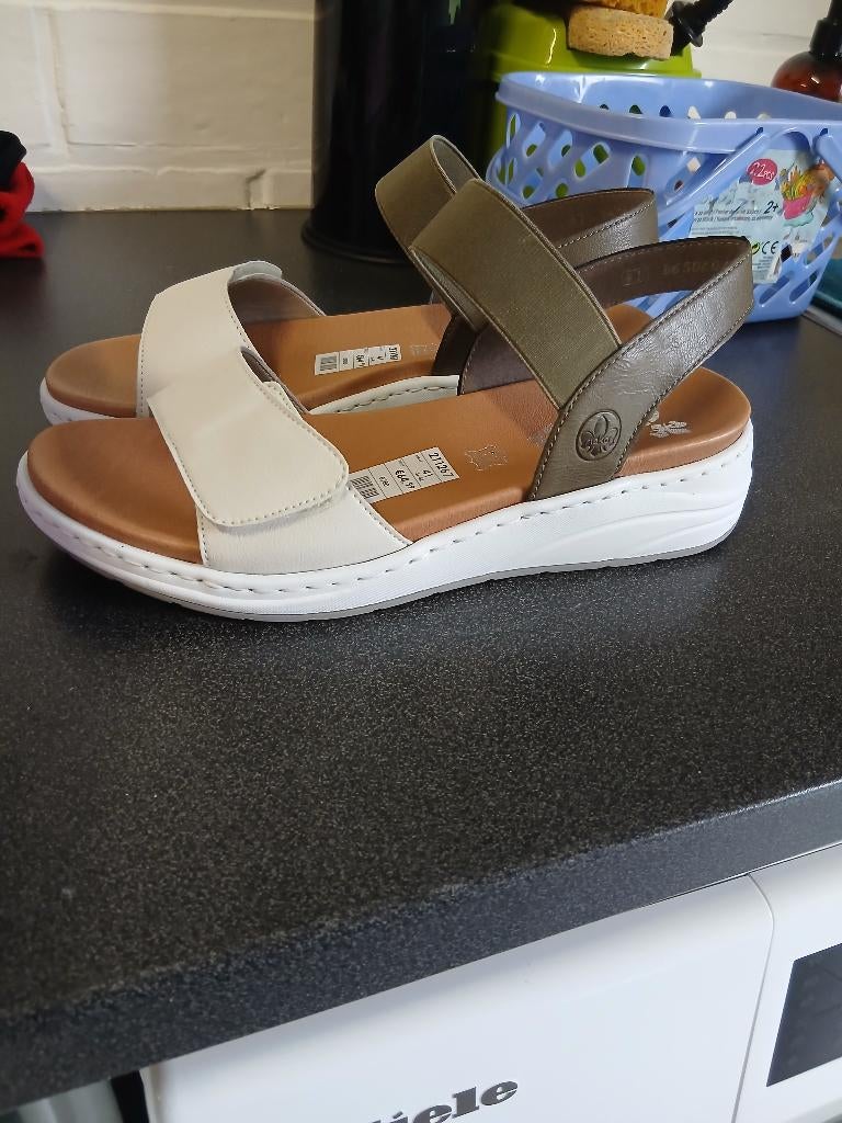 Rieker zomer sandaal, Wit, Nieuw, Sandalen of Muiltjes, Ophalen