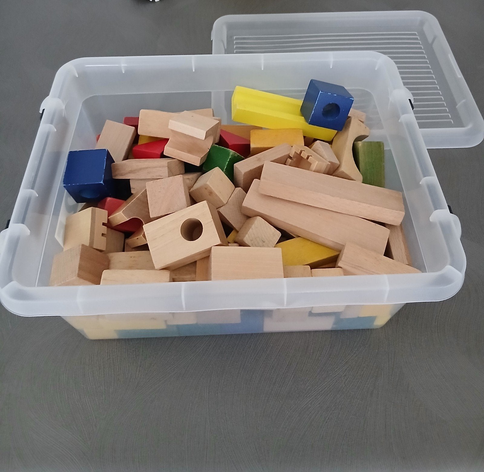 Houten blokken, Ophalen