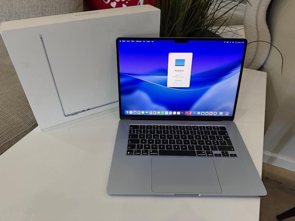 Macbook Air 15 – Apple M4 / 16 GB, Ophalen, Zo goed als nieuw, Azerty, MacBook Air