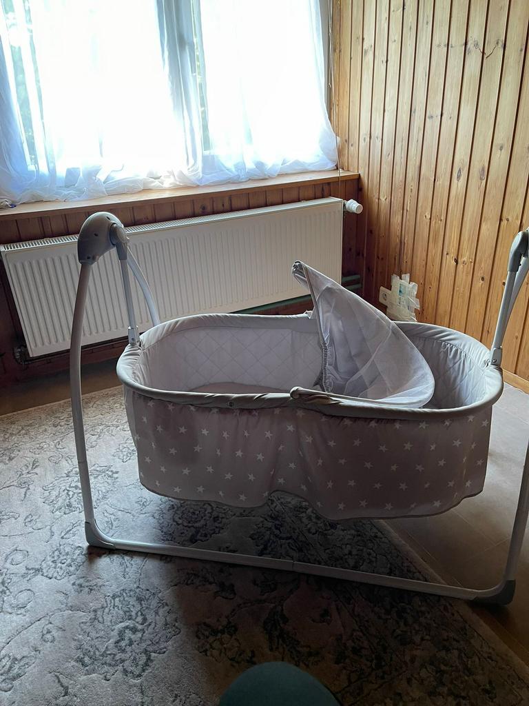 Berceau bébé couffin berceuse éléctronique, Enlèvement, Utilisé