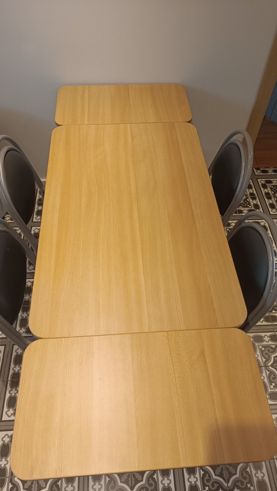 très belle table stratifié, Enlèvement, Comme neuf, Doré, Panneau de particules ou MDF