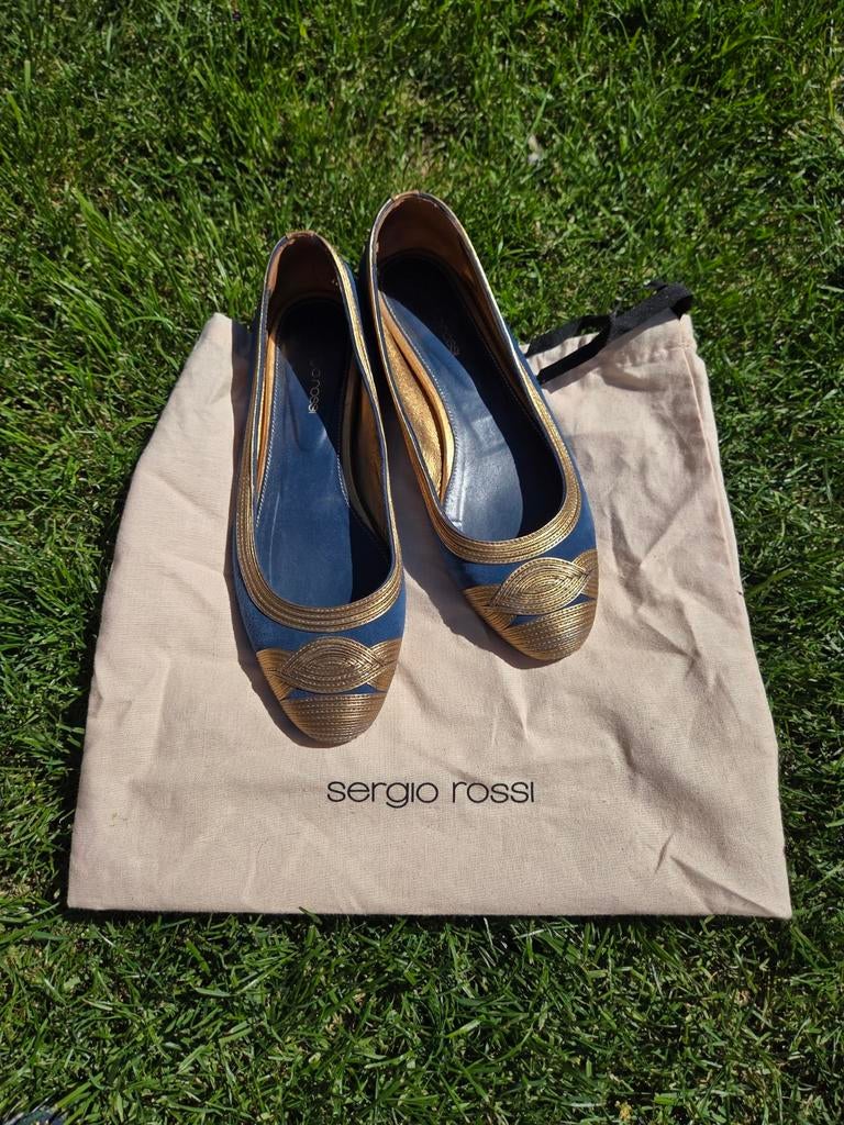 Prachtige blauwe suède ballerina's maat 39 Sergio Rossi, Sergio Rossi, Blauw, Zo goed als nieuw, Ballerina's